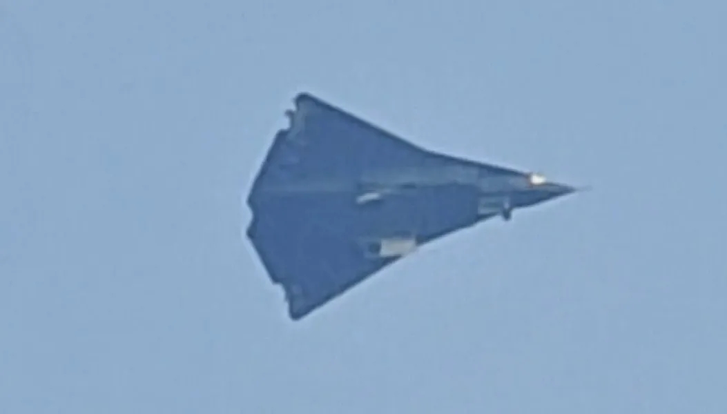 英语新闻| China's Next-Gen 6th-Generation Fighter Jet